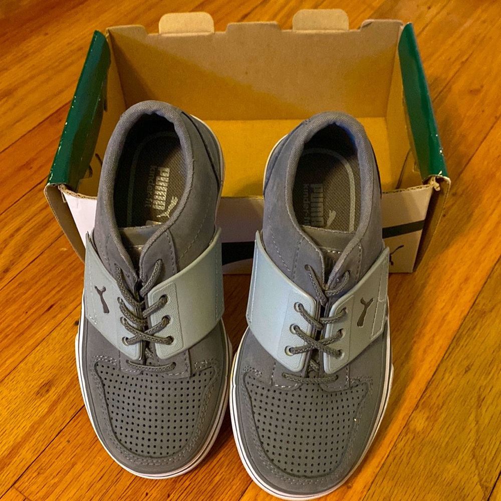 Puma Boys Sneaker - size 10.5US - gray